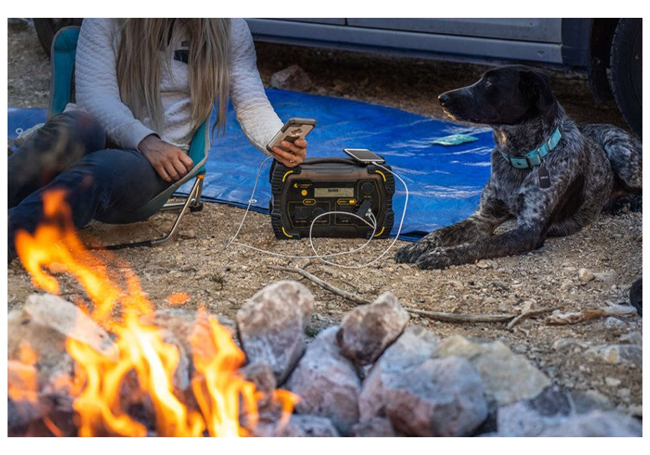 Safari LT 450Wh Portable Solar Generator Kit
